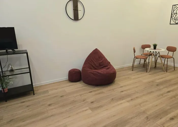 Hola Apartamenty Rewolucji 1905R